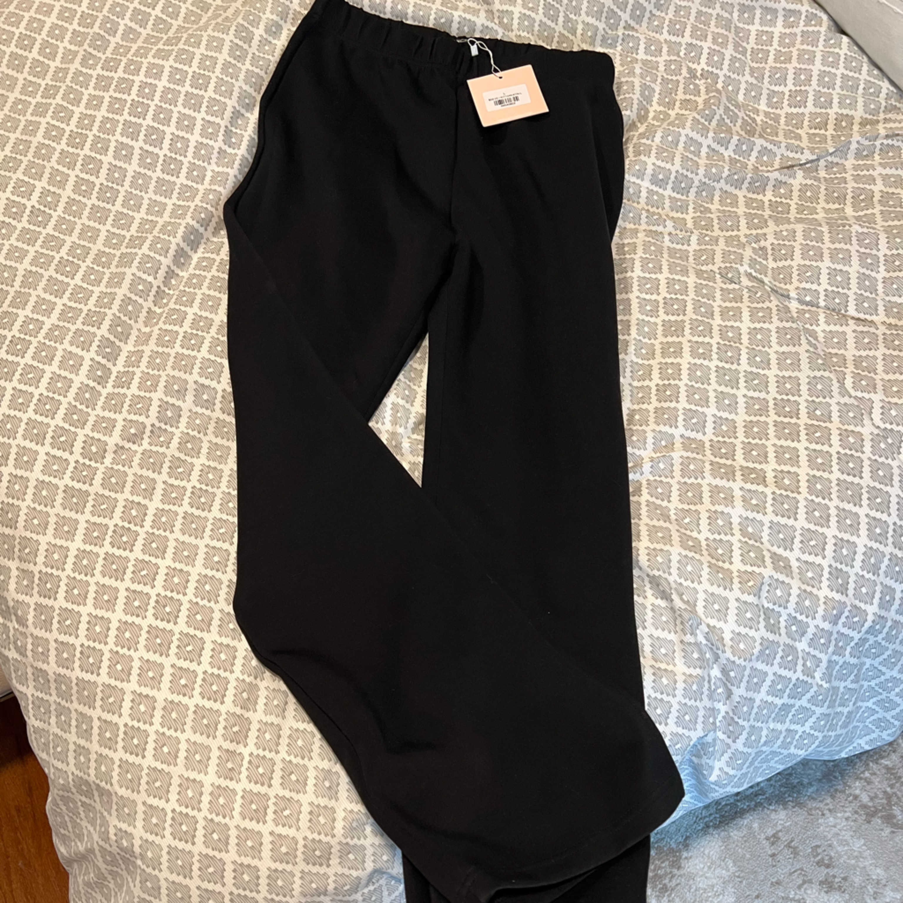 Kittenish Flare Black Pants With Slit On Side. Legging Type.